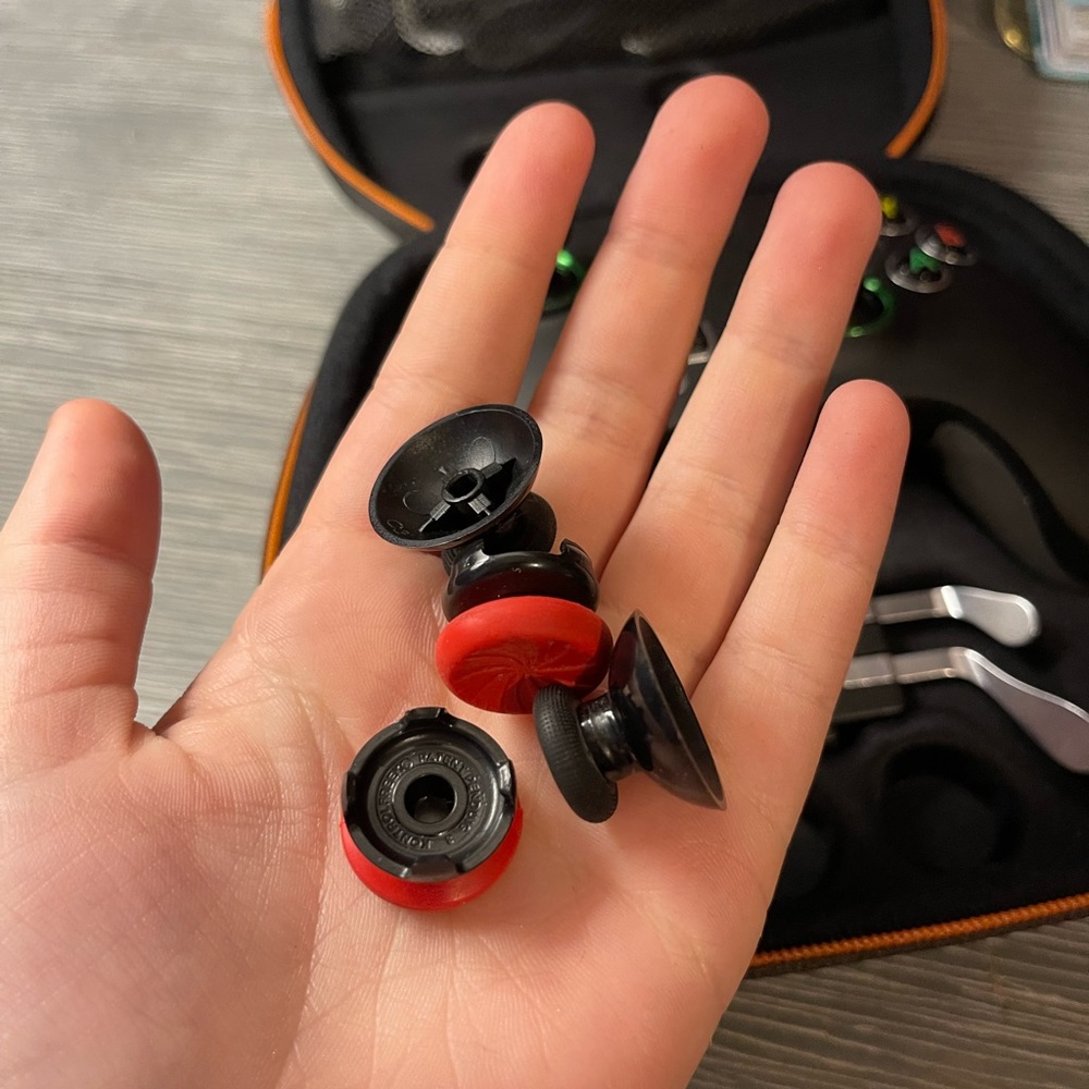 X-Box controller - Picture 5 of 7